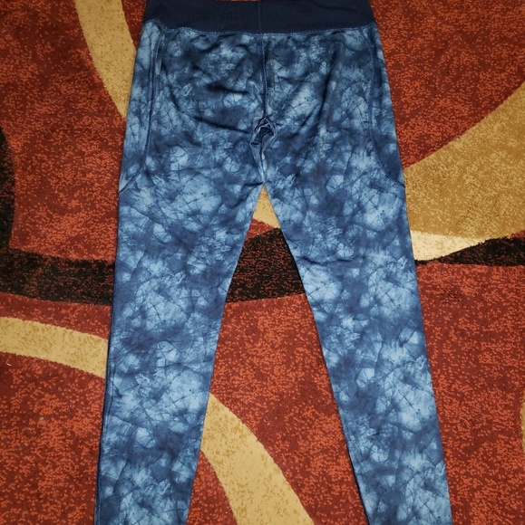 NWOT UA Infrared ColdGear leggings - Picture 3 of 7